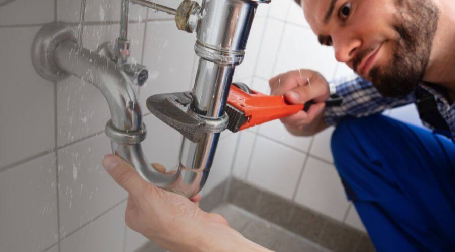 Professional same day plumber services in Cromona, KY